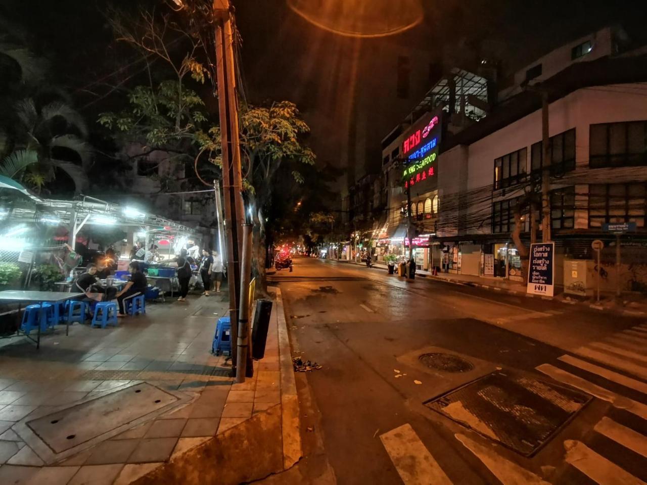 Castle Black Bangkok Dış mekan fotoğraf